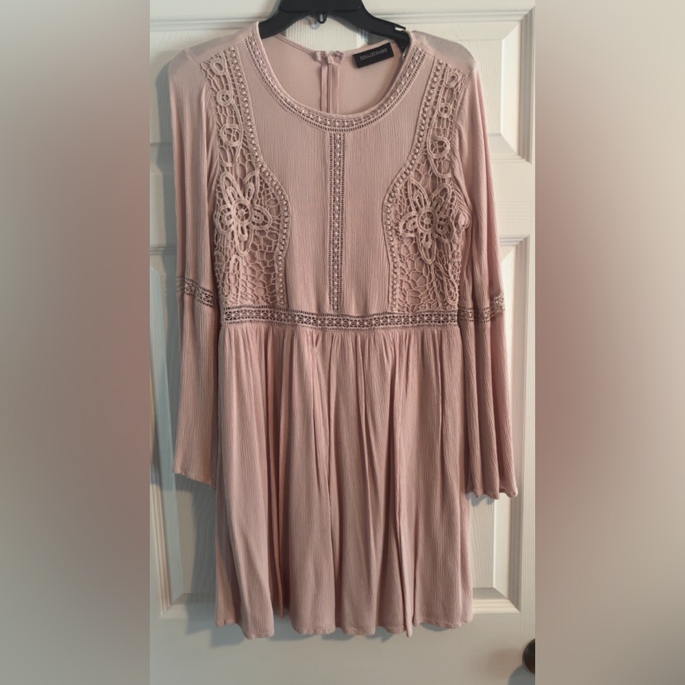 Used. Nina Leonard Blush Pink Long Sleeve Dress